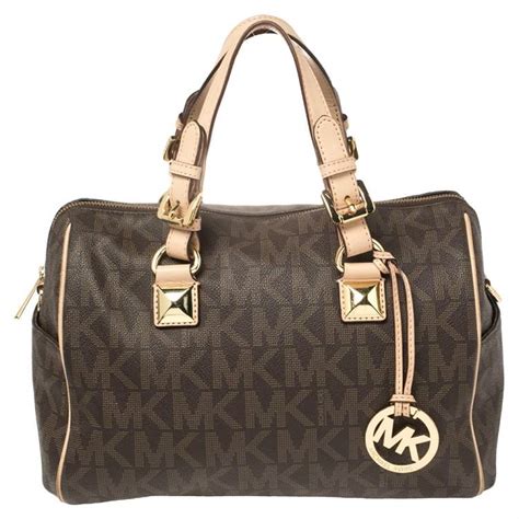 michael kors tasche klein schwarz|Michael Kors discontinued satchels.